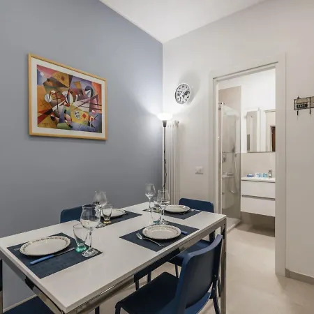 The Rent - Two-bedroom Close To San Pietro * Rome