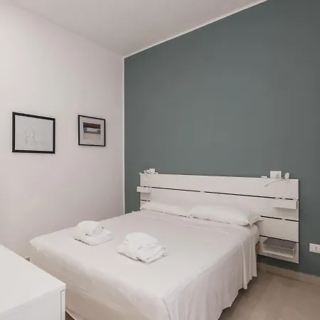 The Rent - Two-bedroom Close To San Pietro Rome
