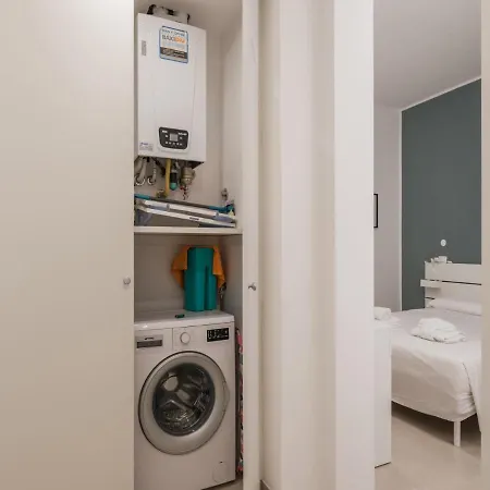 The Rent - Two-bedroom Close To San Pietro