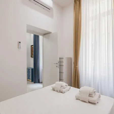 The Rent - Two-bedroom Close To San Pietro Rome