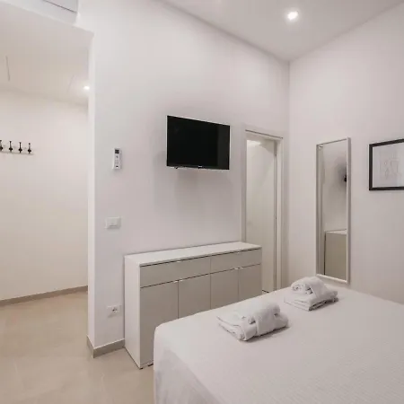 Apartment The Rent - Two-bedroom Close To San Pietro *